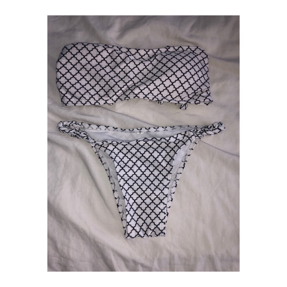 Bandeau bikini set